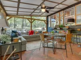 Pet-Friendly Haleyville Cabin Rental w/ Kayaks!