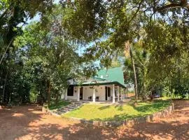 Leon Hilltop Resort