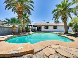 Yuma Vacation Rental with Private Pool and Patio!, hotell i Yuma