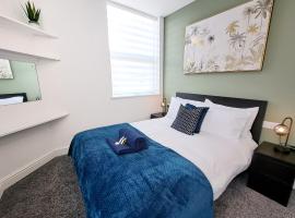 Bright 3 Bed Apartment With Terrace, Free Parking On Premises