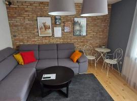 Apartament Rent Home: Krynica Zdrój, Gromada ski lift yakınında bir otel