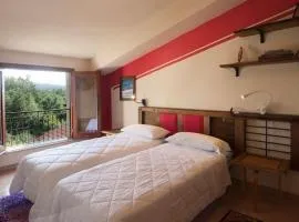 Charming House in Decollatura with Jacuzzi