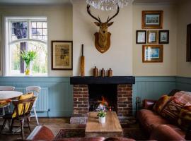 The Cricketers Inn, hotel em Petersfield