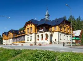 Hotel Bauer