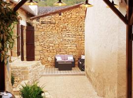 La Bassière, Gite de charme, au centre d'un village typique, hotel i Auriac-du-Périgord