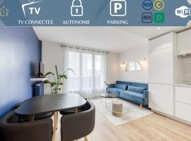 The Blue and Gold Cocoon Appart hotel, apartment in Viry-Châtillon