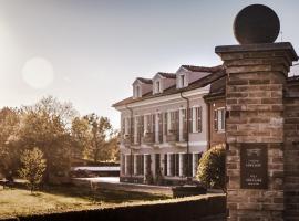 Villa Adelaide Relais & Wine, resor di Calamandrana