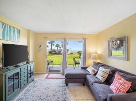 Plantation Palms 6110 by ALBVR - Upgraded Ground Floor Beachfront Condo - Lots of Amenities – hotel w mieście Gulf Highlands