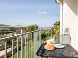 Grand View, holiday home in Hope-Cove