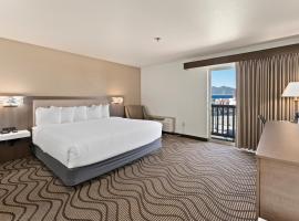 Cedar Street Hotel & Suites, hotel near Silverwood Theme Park, Sandpoint