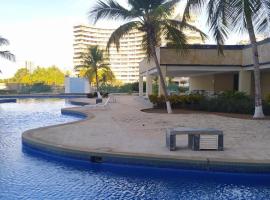 Ocean Blue, hotel na may pool sa Porlamar