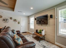 Lake Conroe Vacation Rental half Mi to Boat Launch!, hotel en Willis