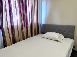 Simple Deluxe Private Room, отель в Анкоридже