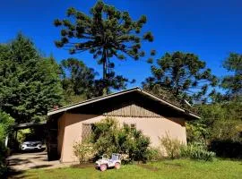 Casa em Campos do Jordão - 3 quartos, com churrasqueira