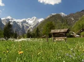 Lepa Lopa resort