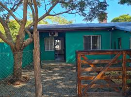 Cabañas Ca´aru Pora, cottage a La Paz