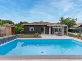 Maison à Mimizan avec piscine, 4 personnes, proche lac, activités à proximité - FR-1-50-102
