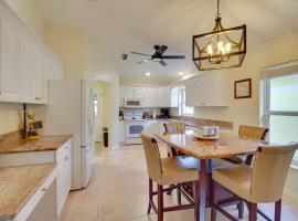 Sebring Vacation Rental with Grill about 3 Mi to Lake!, villa in Sebring