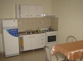 Departamentos Donovan, κατάλυμα με κουζίνα σε Resistencia