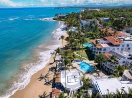 Kite Beach Oceanfront 1st Row Two Bedrooms and patio