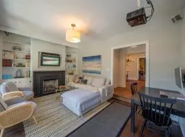 The Walton House - historic 3bd 2 5ba with parking