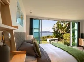 Cable Bay Surf Studio