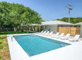 Paradise Palms - Nautilus Suite - Pool - Steps to Ocean - 10 min to Downtown!