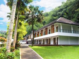 Sindanglaya에 위치한 호텔 Lembah Permai Resort