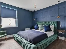Luxury Spacious Pad with Games Room