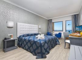 Hotel IPV Palace & Spa - Adults Recommended, hotell nära Miramar köpcentrum, Fuengirola