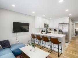 2BR in Heart of Queen Village - walk to everything!、フィラデルフィアのホテル