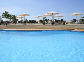 Hotel Nerja Club Spa by Dorobe, hotel cerca de Playa de Burriana, Nerja