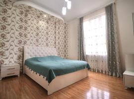 Guesthouse - Family Hotel, hotel in Bagdatʼi