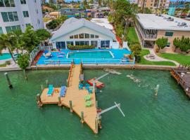 Dolphin Court #9, hotel en St Pete Beach