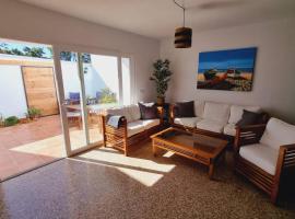 La Tejita Holiday House – hotel w mieście La Tejita