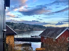 Lunvig Romantic country house by the sea in Kristiansand, Søgne, cabaña o casa de campo en Kristiansand