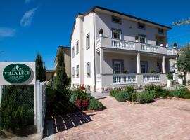 Villa Luce Assisi Rooms & Suites, pensionat i Santa Maria degli Angeli