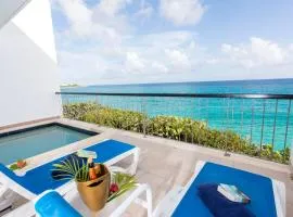 Sea View Apartment in Lowlands with Private Pool, 245 sqm