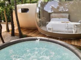 Atmosfera Bubble Glamping, luxusní stan v destinaci Satriano di Lucania