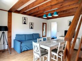 S Pinède 01 Villa duplex 2 chambres dans résidence familiale avec piscine, hotel in Soustons