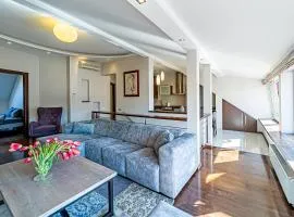 Grand Apt with air conditioning