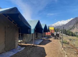 Freedom Camps Kheerganga, campsite in Kheerganga