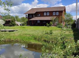 Y GuestHouse Litky, hotel na may parking sa Lëtki