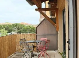 Uzès centre la TERRASSE des CAPUCINES avec Garage privée