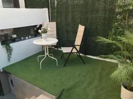 Precioso Apartamento a estrenar con Jardín privado