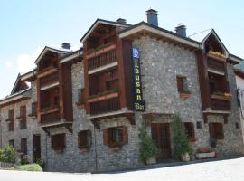 Apartamentos Lausan, ski resort in Gavín