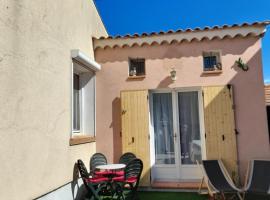 Chambre indépendante, homestay in Avignon