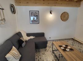 La Grange - 10 couchages, vacation home in Carla-de-Roquefort