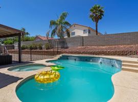 오로 밸리에 위치한 호텔 @ Marbella Lane - Vivacious 4BR Home Pool
