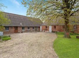 4 Bedroom Beautiful Home In Tarm